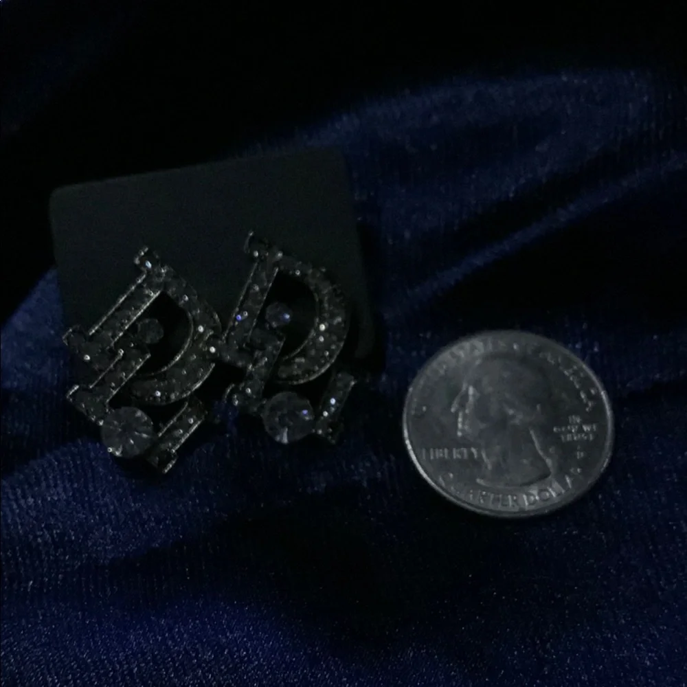 Fashion Crystal Logo Earrings - Picture 2 of 6